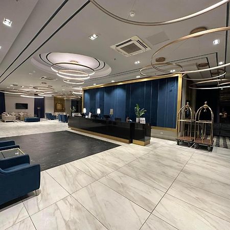 Arlowes At 20F Grand Residences Cebu Exteriör bild