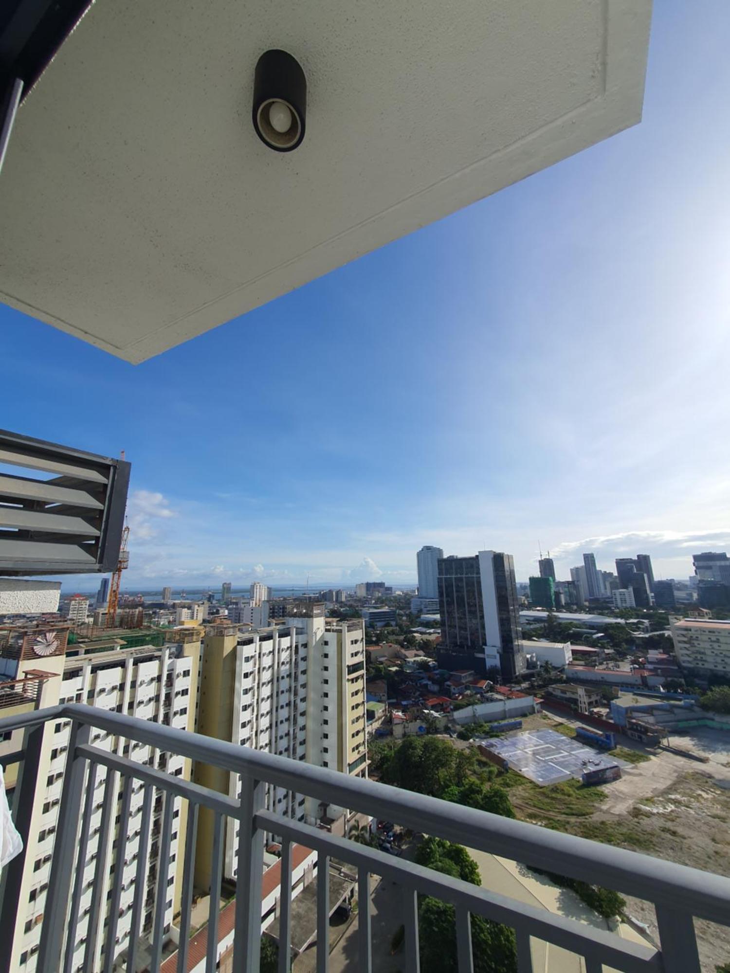 Arlowes At 20F Grand Residences Cebu Exteriör bild